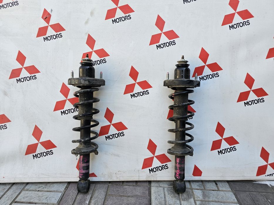 Армотизаторы в сборе зад, перед