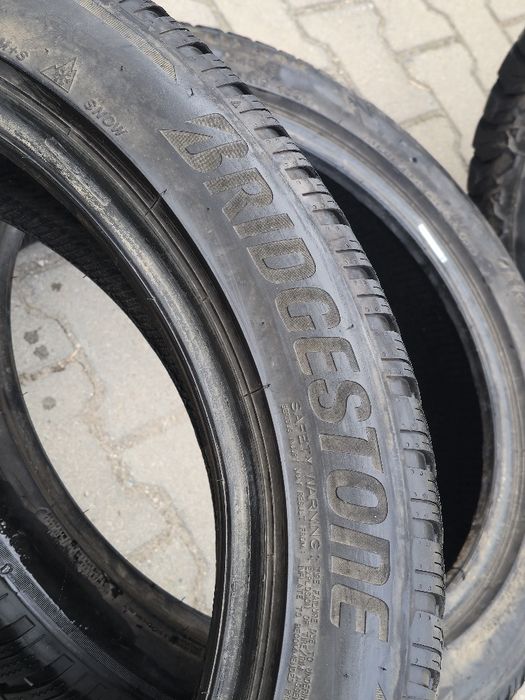 255 45 18 Bridgestone