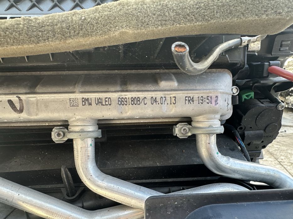 Grup caldura / aeroterma de sub bord + calorifer BMW seria 1 / 2 / 3 / 4 / 5 / 6 / 7 x5 / x6 f01 f02 f06 f07 f10 f11 f13 f14 f15 f16 f30 f31 f20 f21