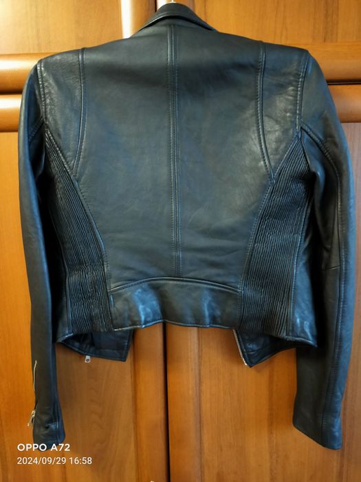 Продам новые вещи брендовые.