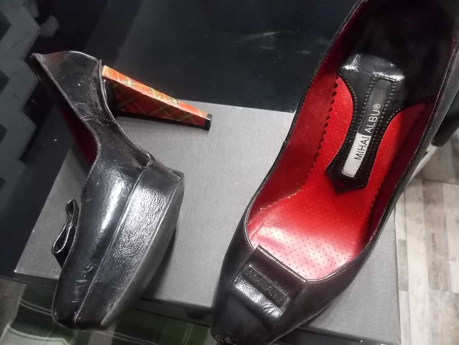 pantofi Musette si Mihai Albu - mas 38 si 39,5 - 200 lei