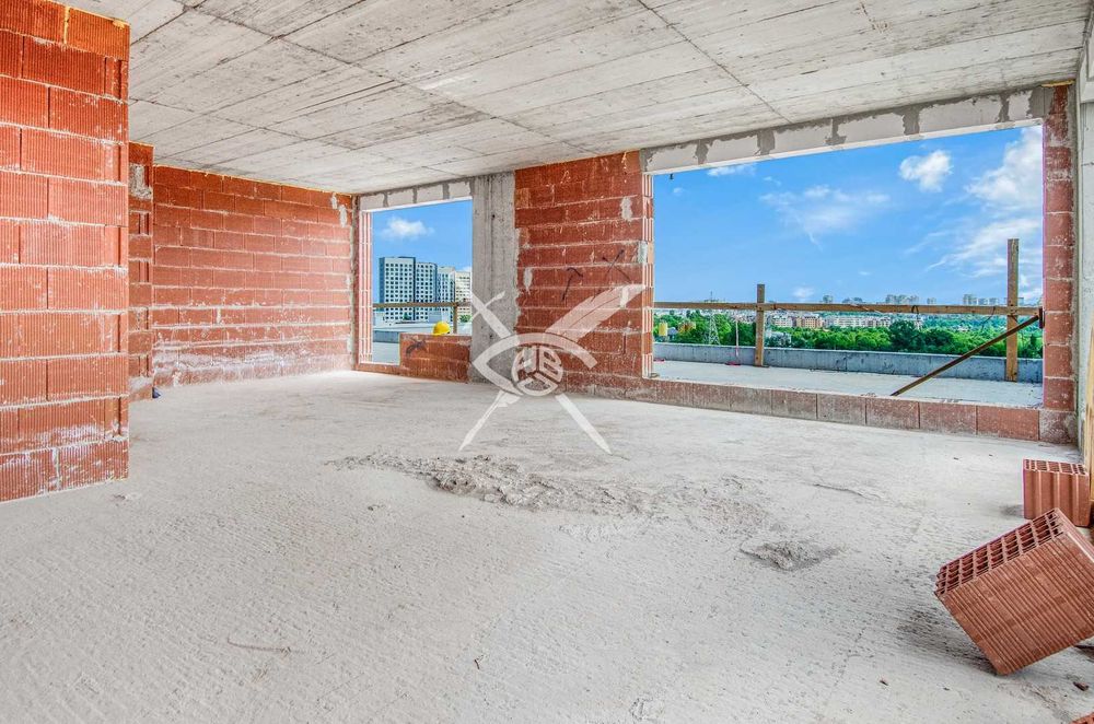 Продава се Четиристаен апартамент в София, Студентски град - 198 кв.м за 1018 €/кв.м - Снимка #1