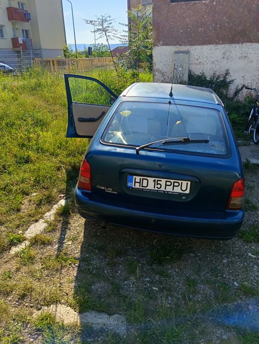 Vând Daewoo cielo