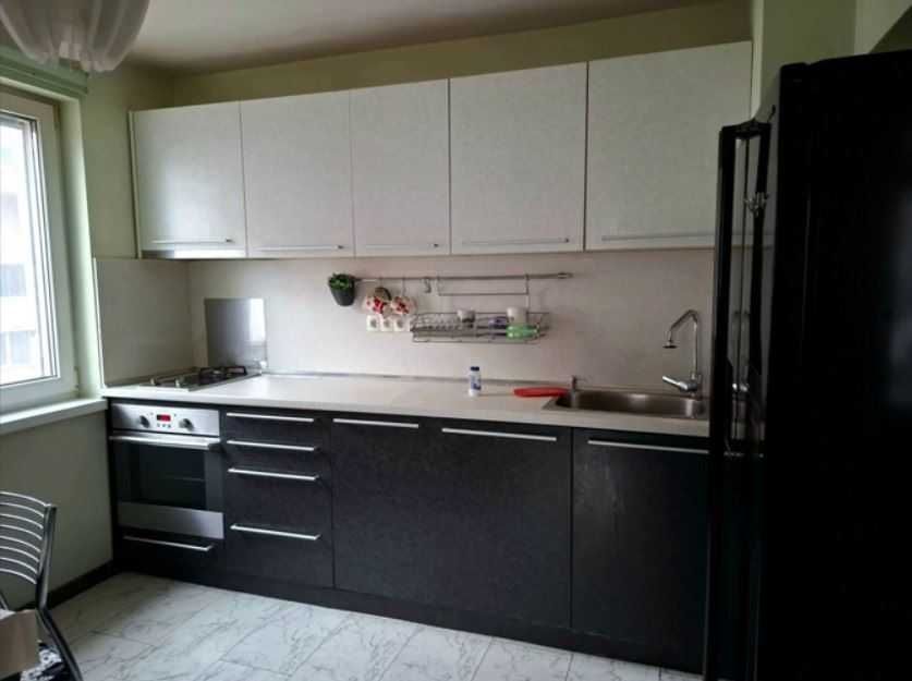 Дава се под наем Тристаен апартамент в София, Малинова долина - 120 кв.м за 648.21 € - Снимка #2