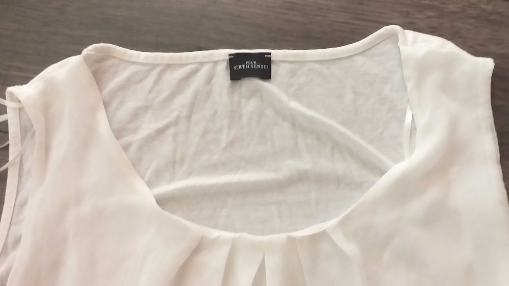 Фирмени комплекти много качествени като нови размер л-хл-30-40лв.