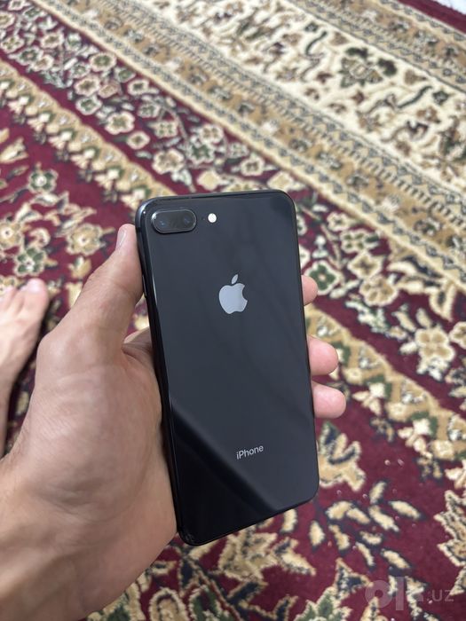 Iphone 8 plus 256Gb karobka bor 8plus atpechatka ishlidi