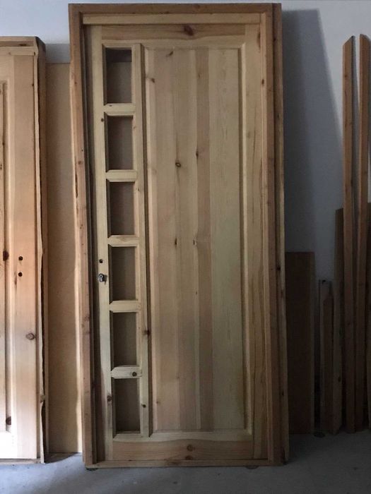 Дървени врати масив