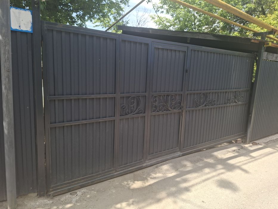 Дом под снос продам материалы