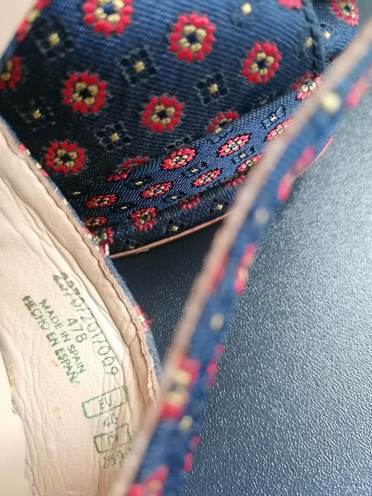 Sandale cu platforma