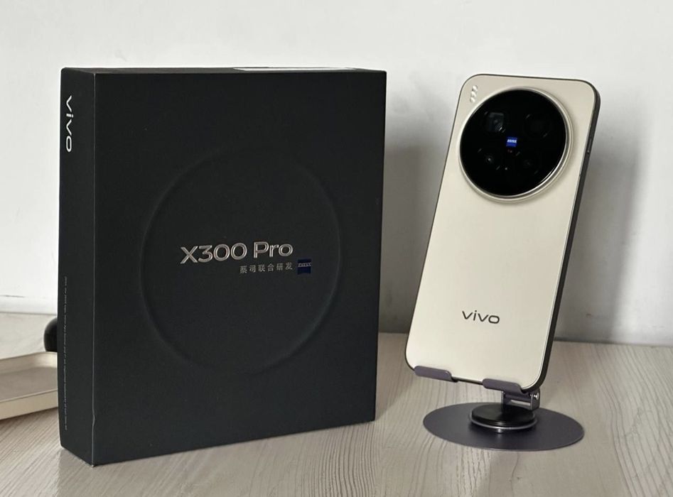 Vivo X300 Pro 12/256