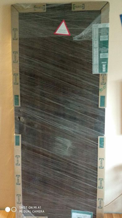 2 uși de cameră noi, sigilate, mahon