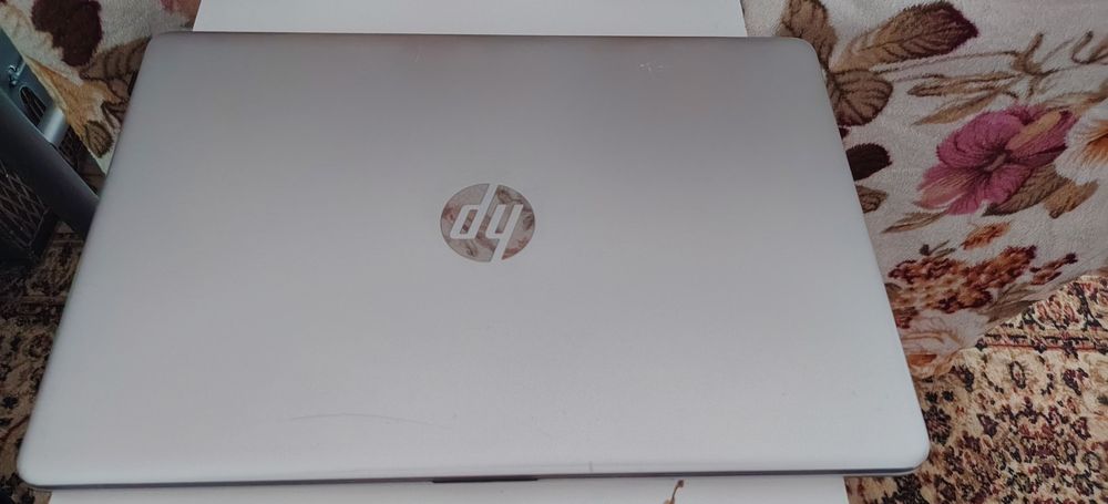 ноутбук HP 8GB/256 видеокарта 2гб