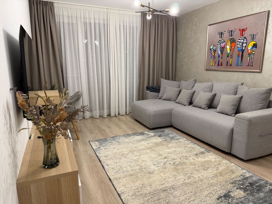 Chirie Apartament 2 camere decomandat | Urban Plaza Brașov | Parcare inclusă
