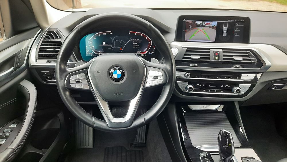 BMW X3  An:2020 x-line 190CP Automata