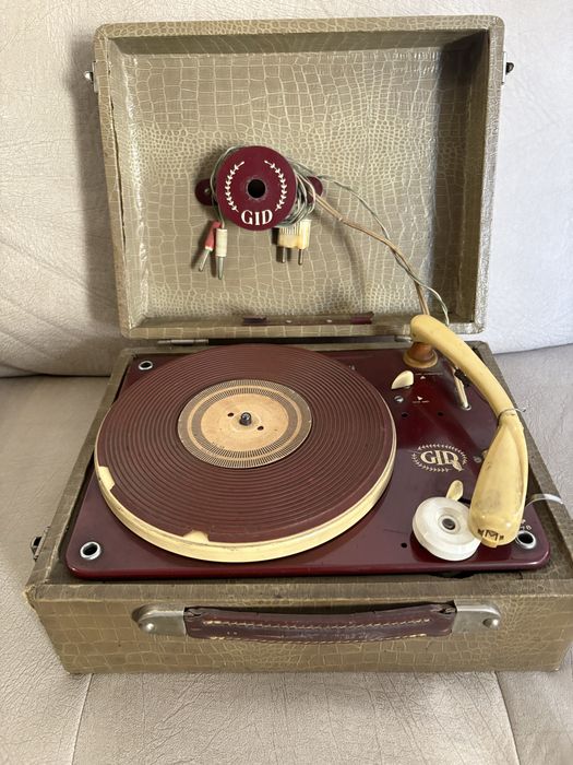Грамофон GID - отличен