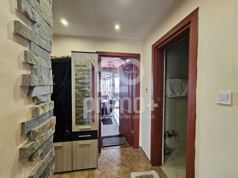 Дава се под наем Тристаен апартамент в Велико Търново, Център - 95 кв.м за 360 € - Снимка #6