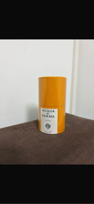 Vând Acqua di Parma Colonia Eau de Cologne, 100 ml, produs nou, sigilat.