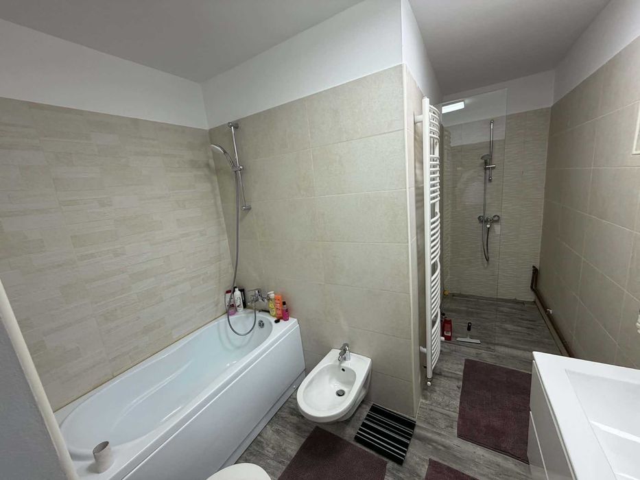 AGENȚIA IMOBILIARĂ VALUE BIZZ vă propune spre vânzare o proprietate deosebită, situată în localitatea Tiream