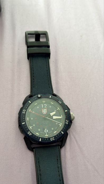 Часовник Luminox Swiss made
