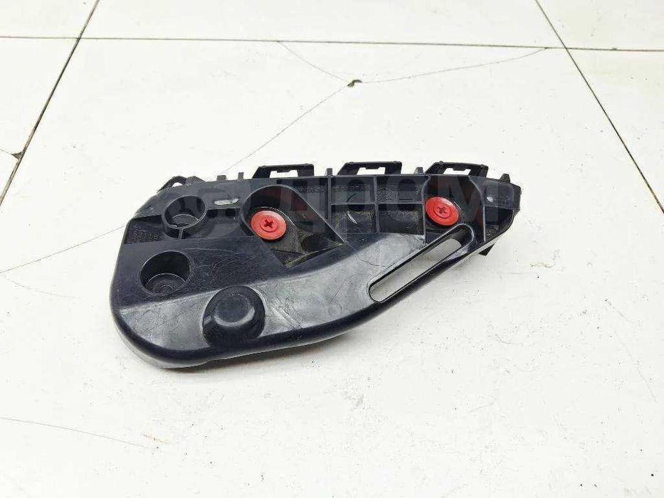 Крепление бампера Тойота Хайлукс 16- Toyota Hilux 16-