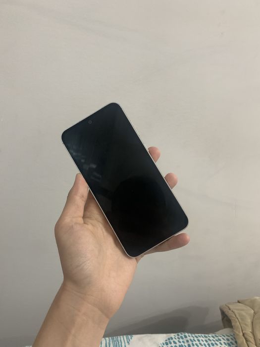 Samsung S23 FE 8/128