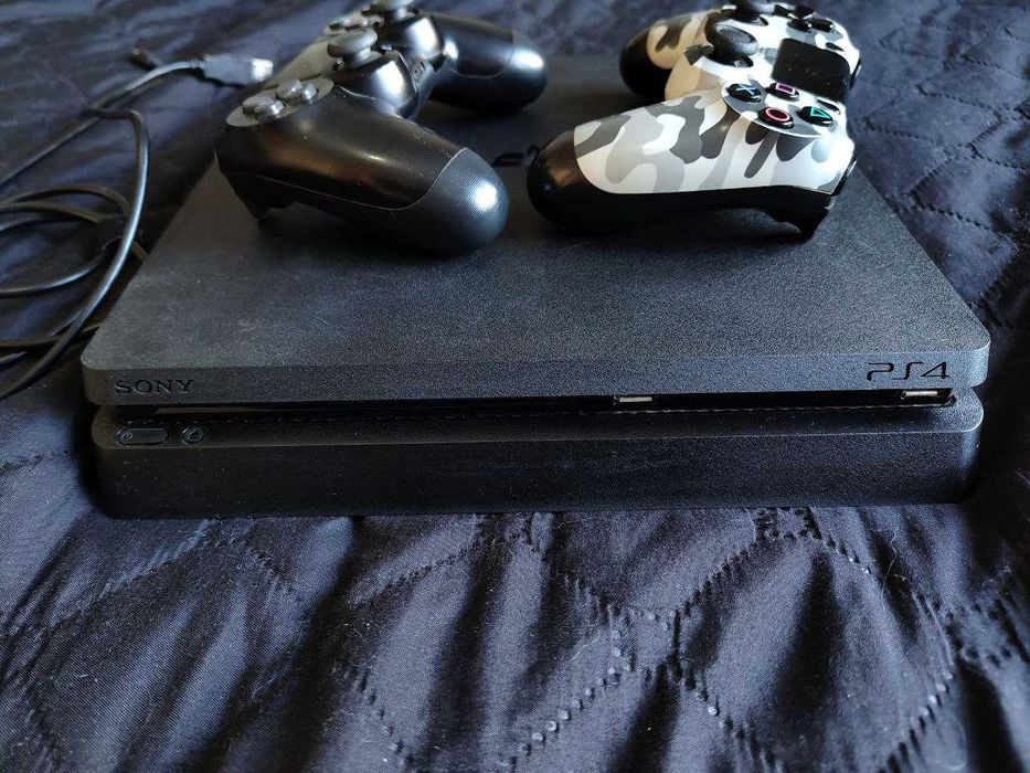 Playstation 4 Slim 500gb със игри