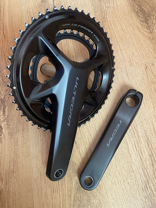 Angrenaj Shimano Ultegra R8100 brațe 172,5 placi 52/36 sau 50/34