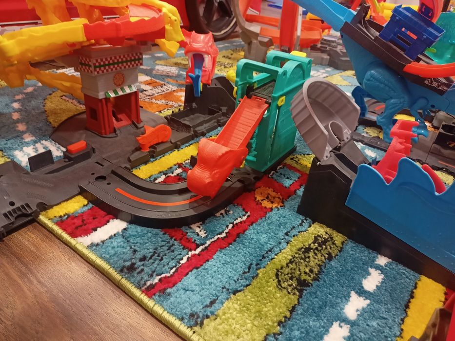 Hot wheels писти