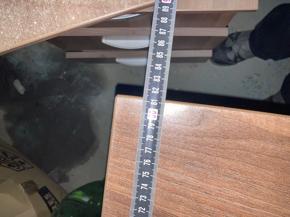 Vand birou dimensiunile le gasiti in poza