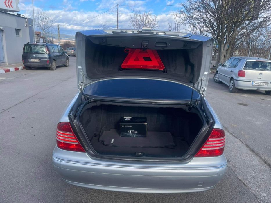 Продавам Мерцедес S320