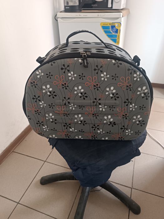 Продалм сумку для кошек.