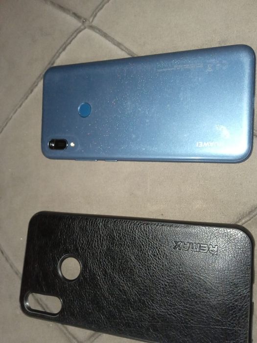 Хуавей у6 32 в отличном состоянии