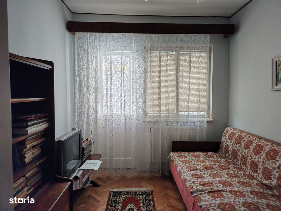 Apartament 3 camere, zona Gara