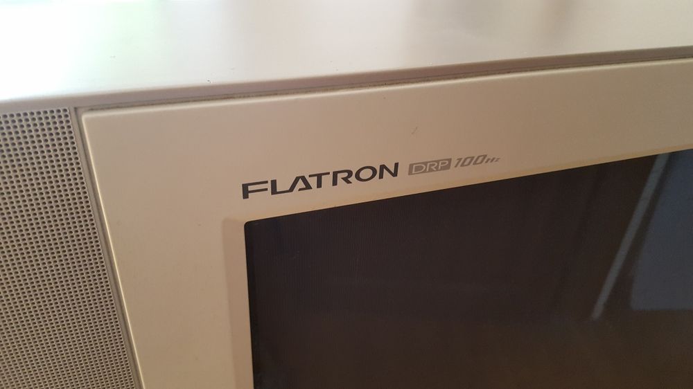 Телевизор LG Flatron