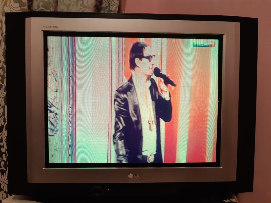 Продаётся телевизор LG