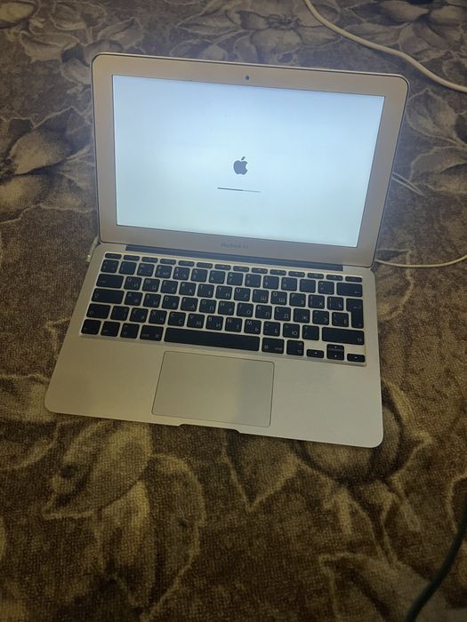 MacBook Air 11 2011 года