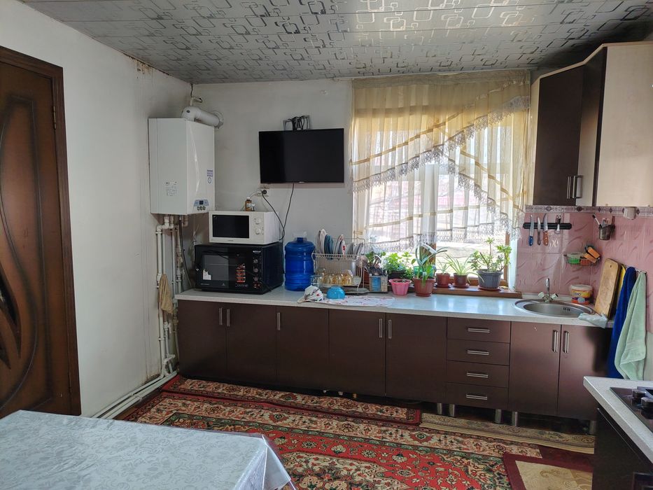 ховли сотилади гулистон 12суток