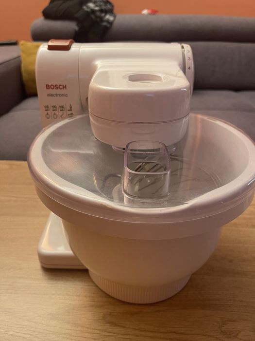 Кухненски робот Bosch MUM 4405, 500 W ,Multi-motion-drive,Купа-3,9 л