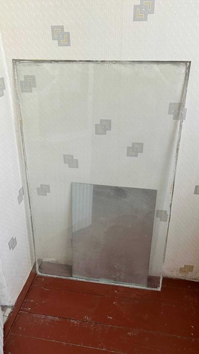 Стекло оконное б/у