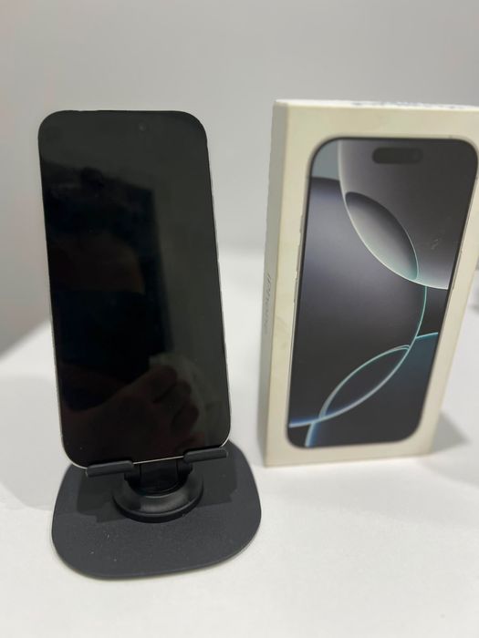 Iphone 16 pro, 128 гб, белый.