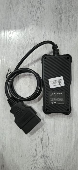 Диагностика OBD2 модел AT100