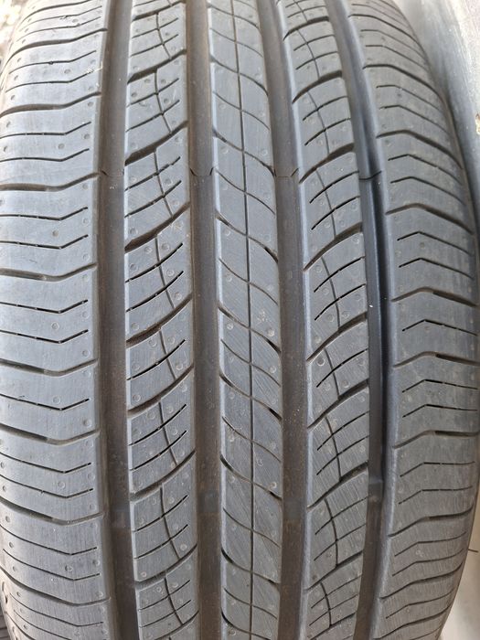 Продам шины 215/50/17 Китай