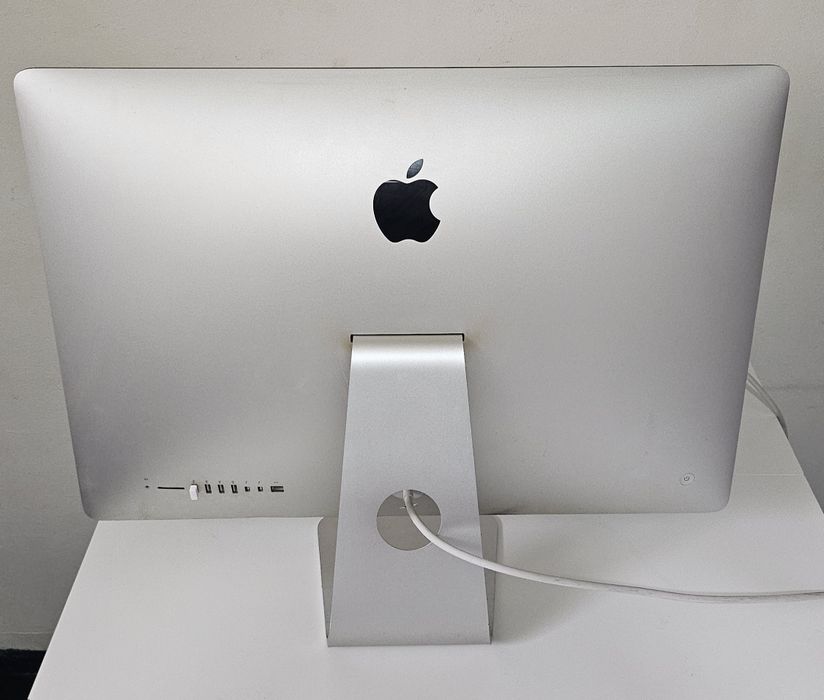 Apple iMAC 27 inch