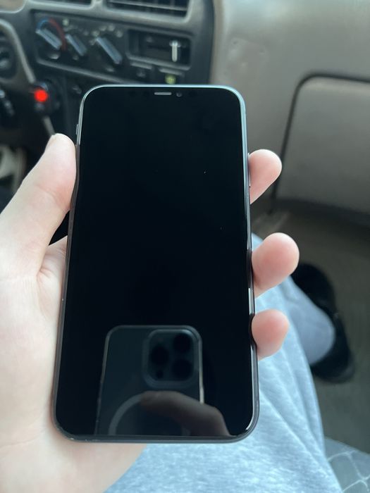 Продам Айфон 11 128гб