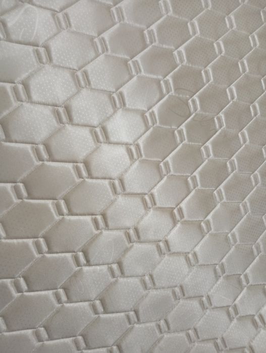 Продам матрас размер 2 на 2