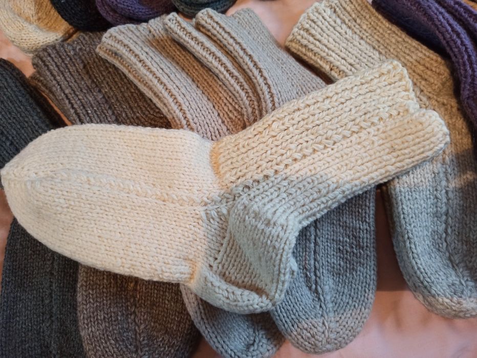 Продаю вязанные носки.