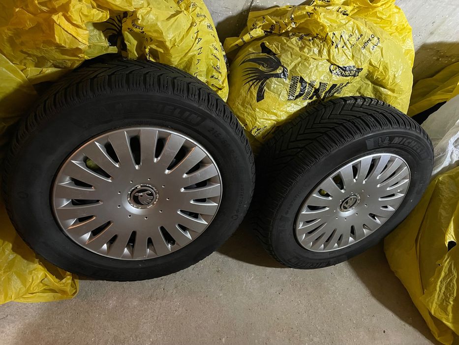 Michelin ALPIN 6 215/60/16 + оригинални джанти + оригинални тасове