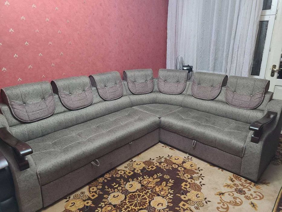 Продается Уголок