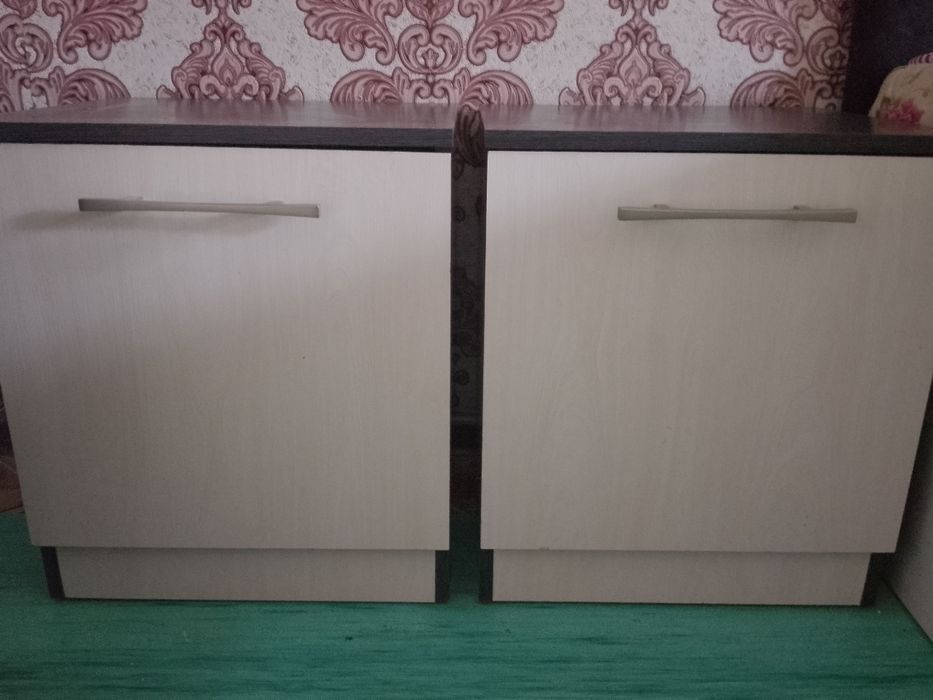 продаю двухспальную кровать