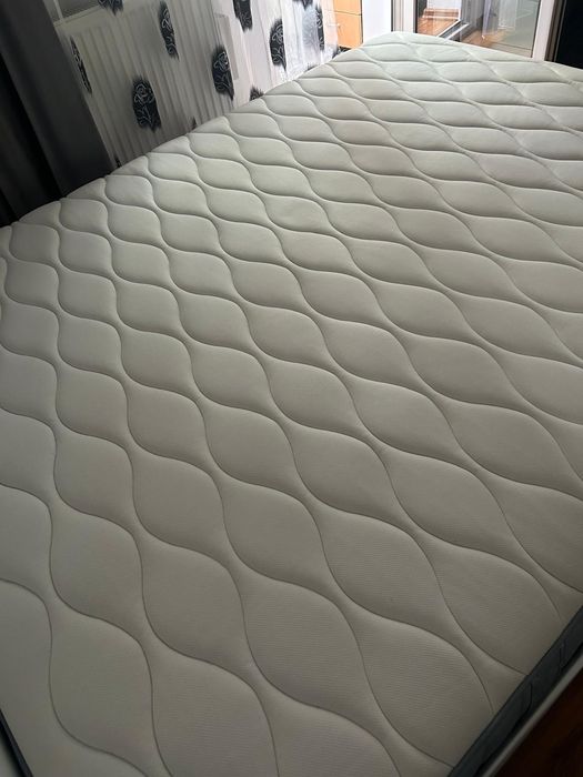 Saltea 160/200 cu arcuri împachetate  și spumă  Ikea